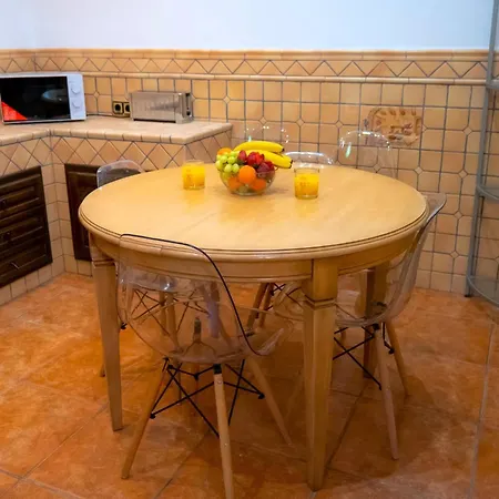 Suitur Apartamento En Puerto Banus Con Piscina